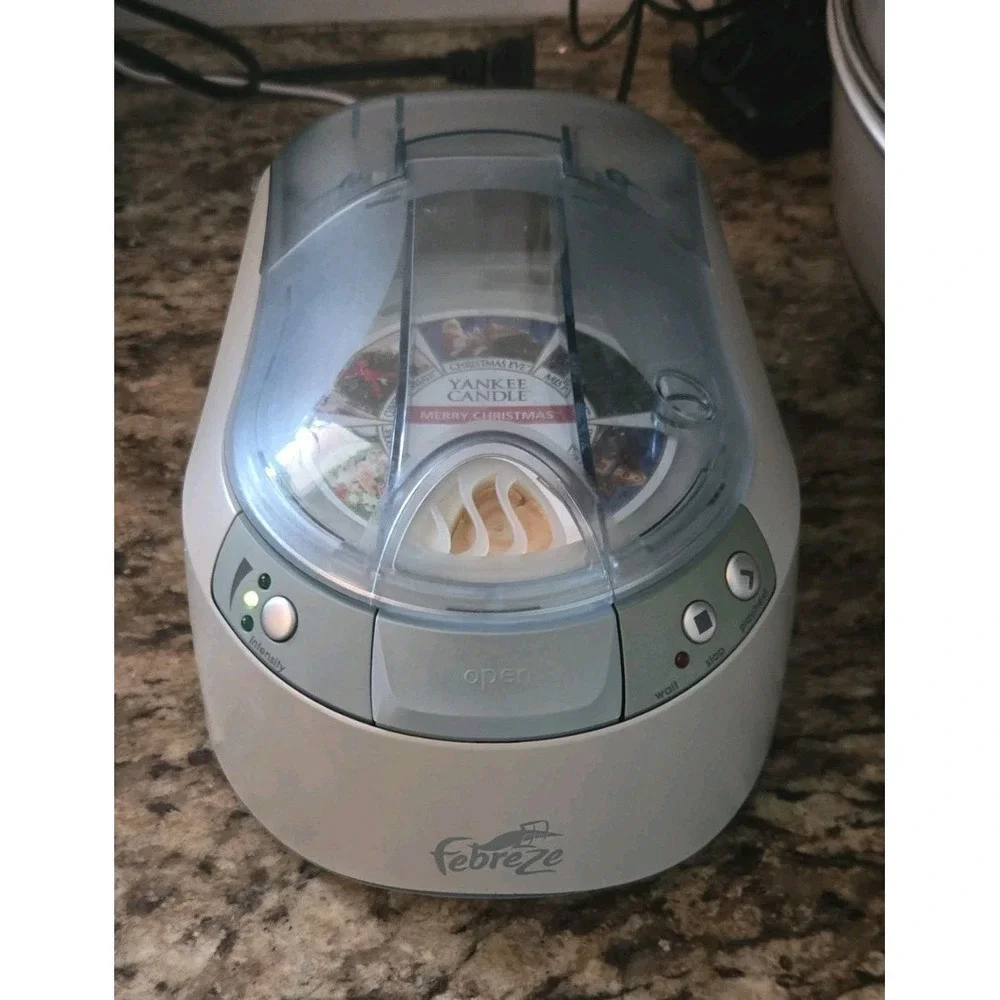 Vintage Febreze Yankee Candle Scent Stories Disc Player Diffuser Working